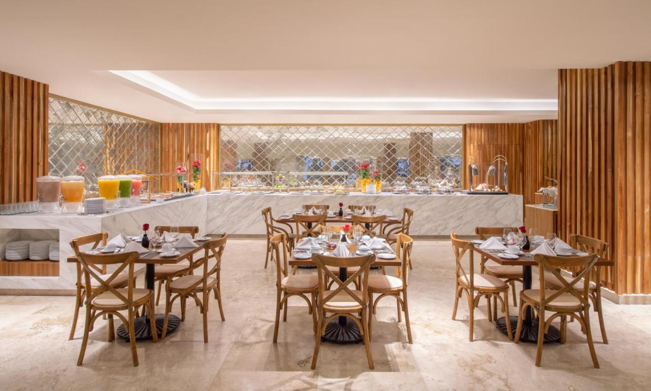 Hotel Grand Fiesta Americana